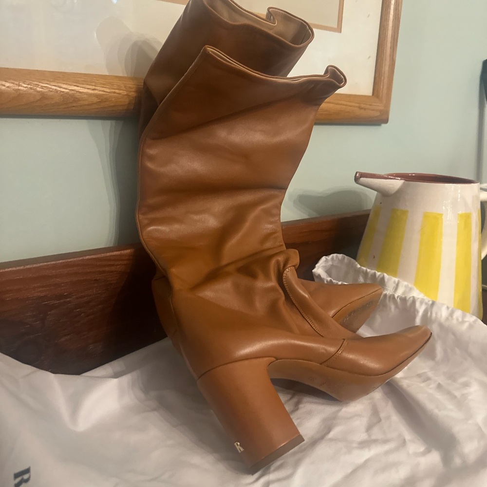 Rouje Tan Leather Heeled Boots - Picture 2 of 3